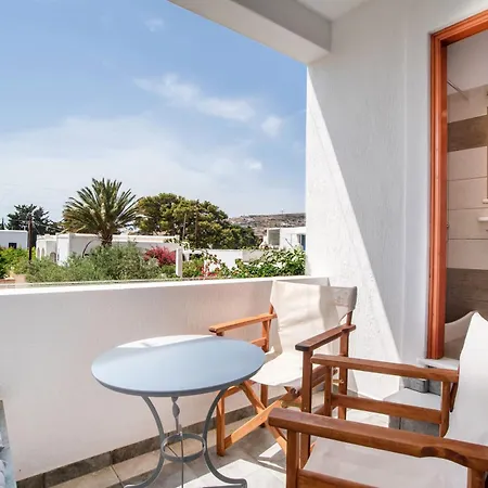 Two-bedroom 6-7 Adults First Floor דירה