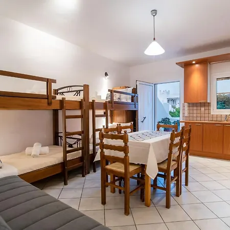 Two-bedroom 6-7 Adults First Floor Парос