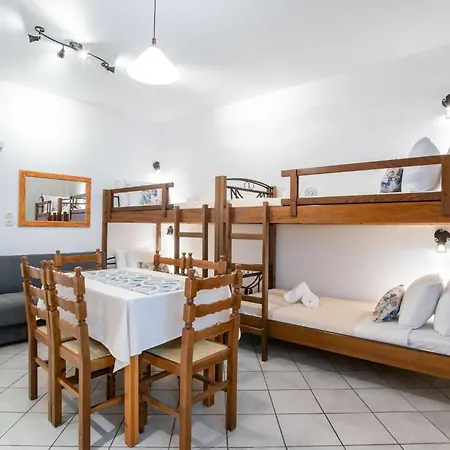 Two-bedroom 6-7 Adults First Floor Парос