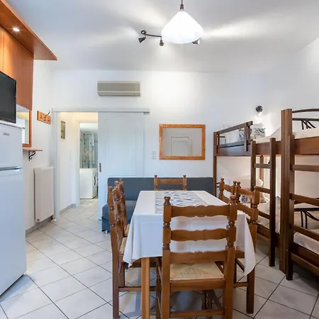 Two-bedroom 6-7 Adults First Floor * Парос