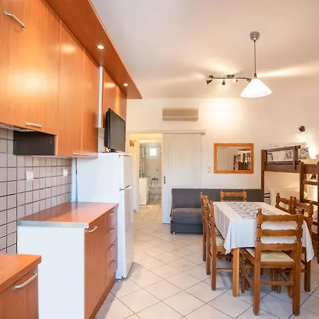 Two-bedroom 6-7 Adults First Floor Апартаменты